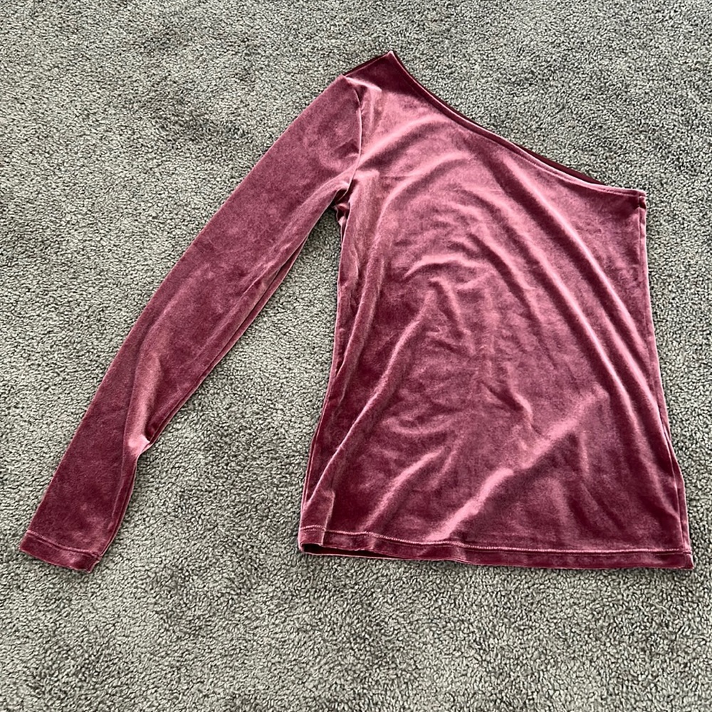 Old Navy velvet one shoulder top